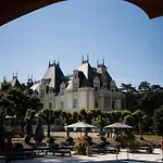 Chateau De Maubreuil 5* Carquefou