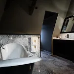 Chateau De Maubreuil 5*
