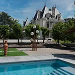 호텔 Chateau De Maubreuil
