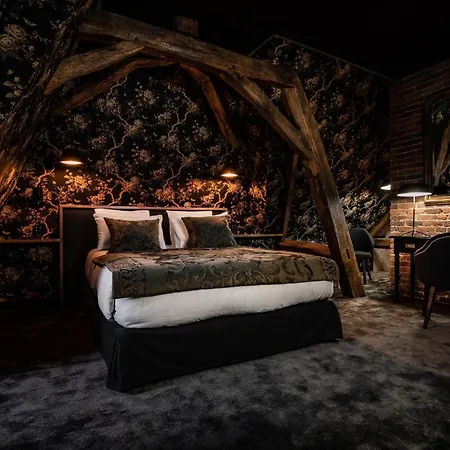 Chateau De Maubreuil Hotel 5*