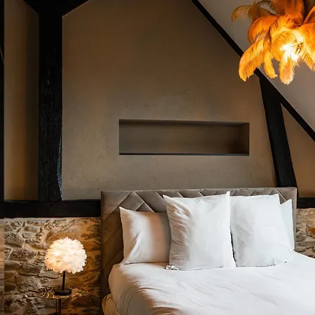 Chateau De Maubreuil Hotel
