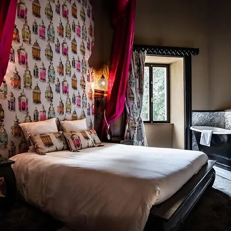 Chateau De Maubreuil 호텔 5*