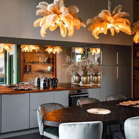 Chateau De Maubreuil