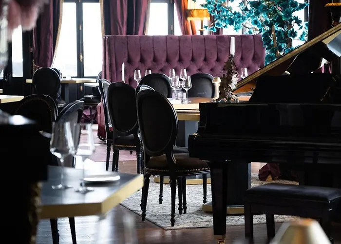 Château De Maubreuil Hotel