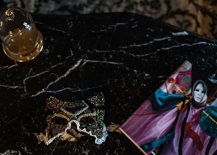 Chateau De Maubreuil كاركفو