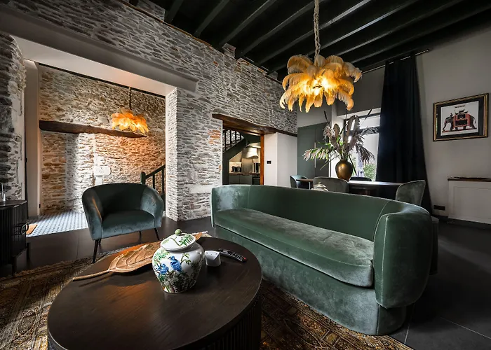 Chateau De Maubreuil 5* Carquefou