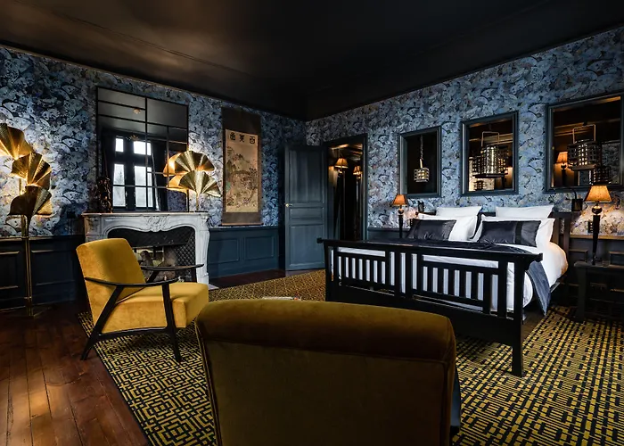 Chateau De Maubreuil Hotel 5*